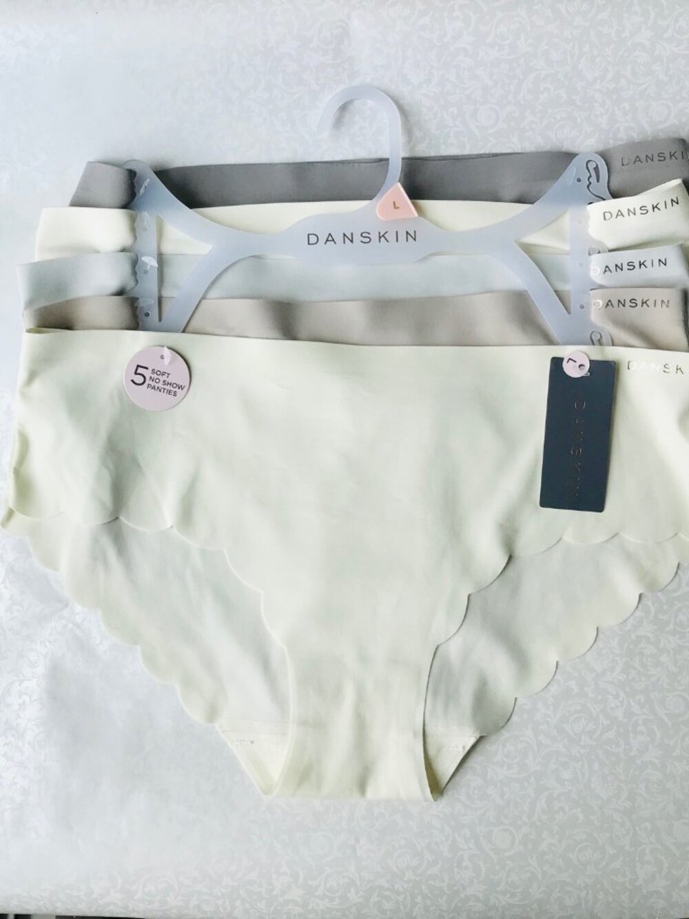 Danskin Intimate Soft  No Show Panties  5 set  Size : L